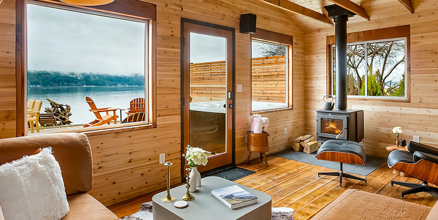Hood Canal Cabin with panoramic views