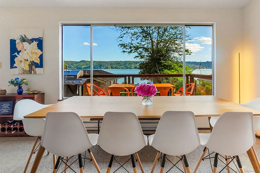 The Retreat on Hood Canal — Hood Canal Waterfront Home