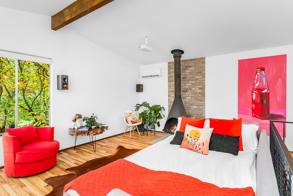 Sleeper sofas in The Retreat